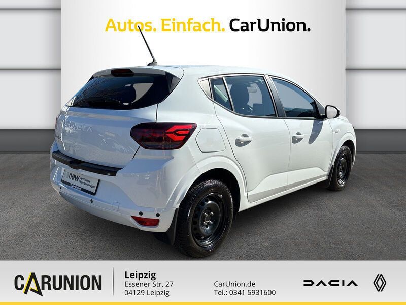 Gebraucht Dacia Sandero Expression 91 PS (66 kW) 2023 Arktis weiß (schwarz) Kleinwagen