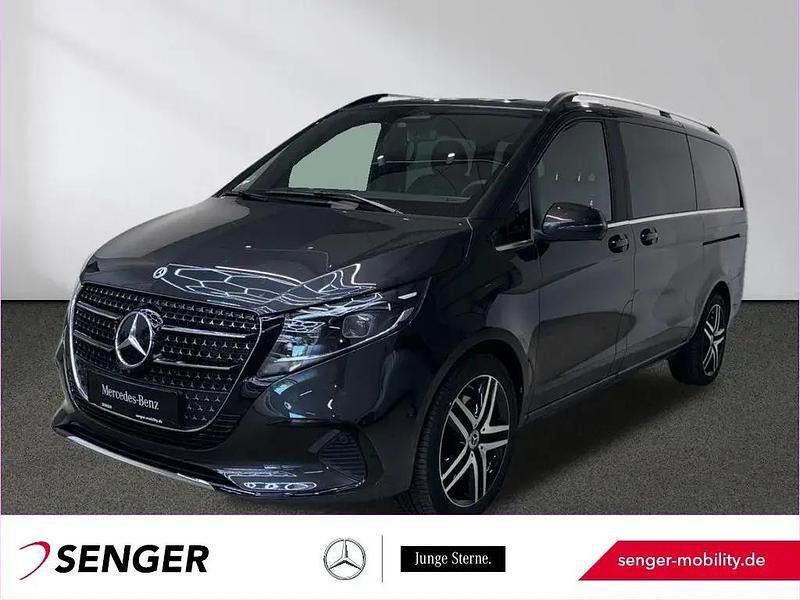 Grau Gebraucht 2025 Mercedes V300 Avantgarde Van / Kleinbus | 76.950 € (Superpreis) - Bild 1/1