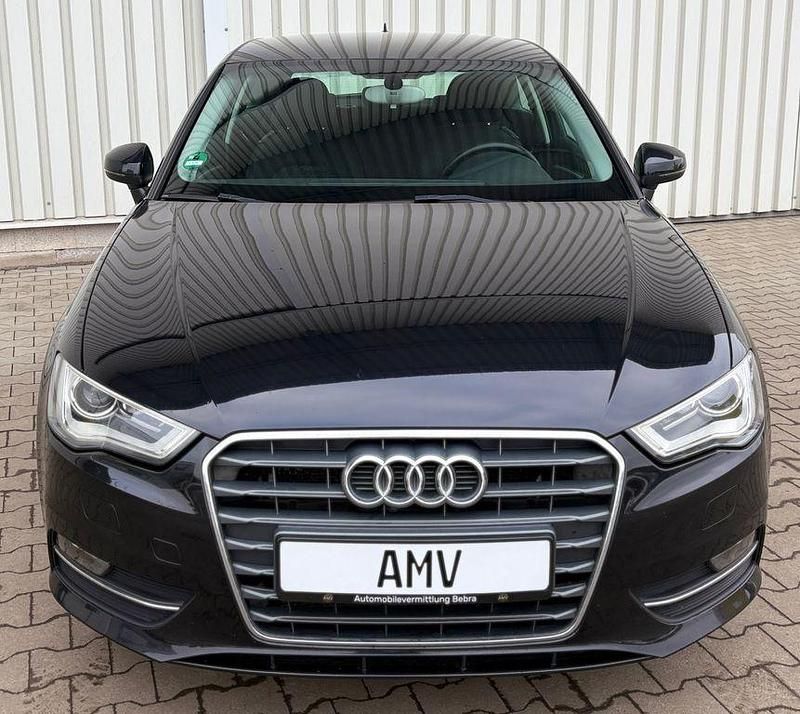 Gebraucht Audi A3 Attraction 122 PS (89 kW) 2014 Schwarz Kleinwagen