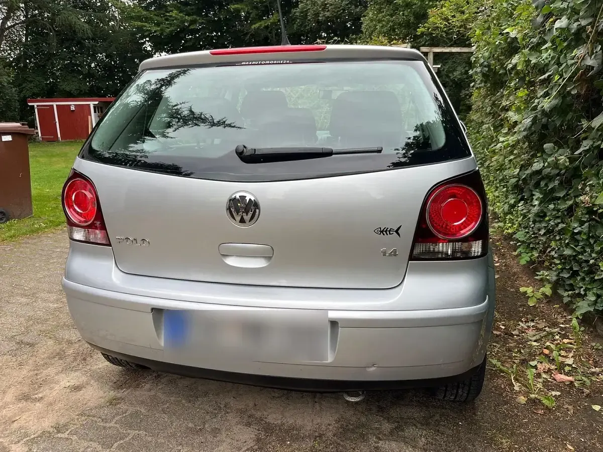 Gebraucht VW Polo 60 PS (44 kW) 2009 Silber Kleinwagen