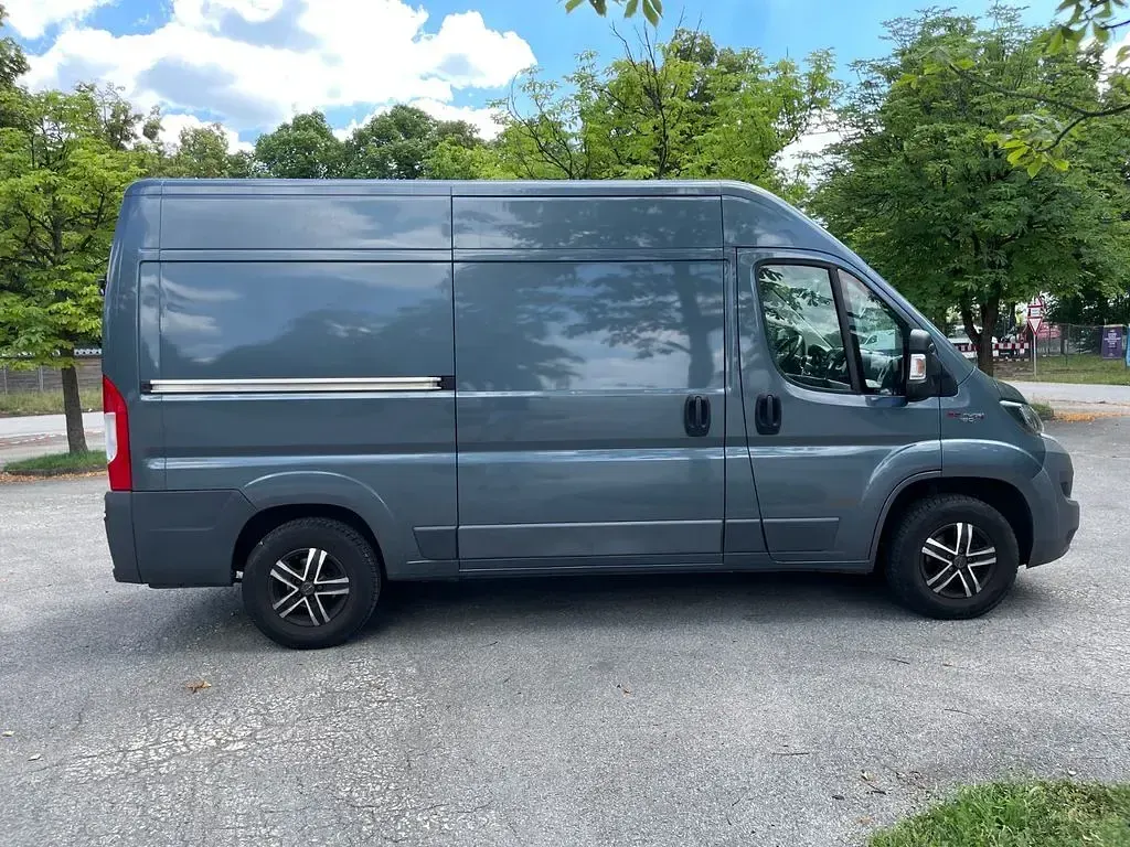 Gebraucht Fiat Ducato 177 PS (130 kW) 2017 Grau Van
