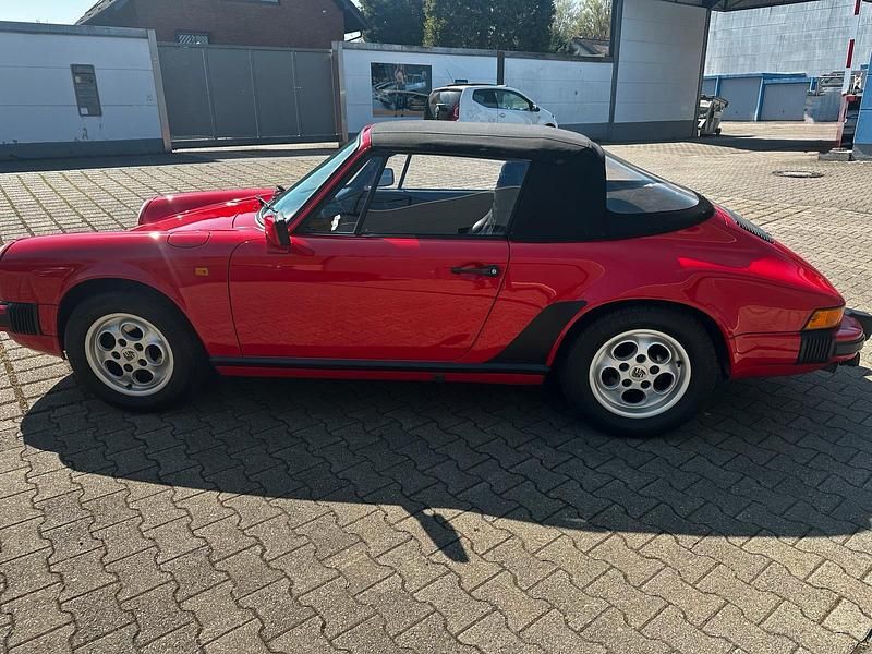 Gebraucht Porsche 911 231 PS (169 kW) 1984 Rot Cabrio