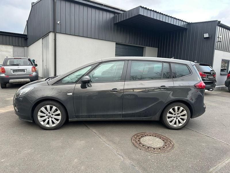 Gebraucht Opel Zafira Tourer Edition 140 PS (102 kW) 2015 Grau Van / Kleinbus