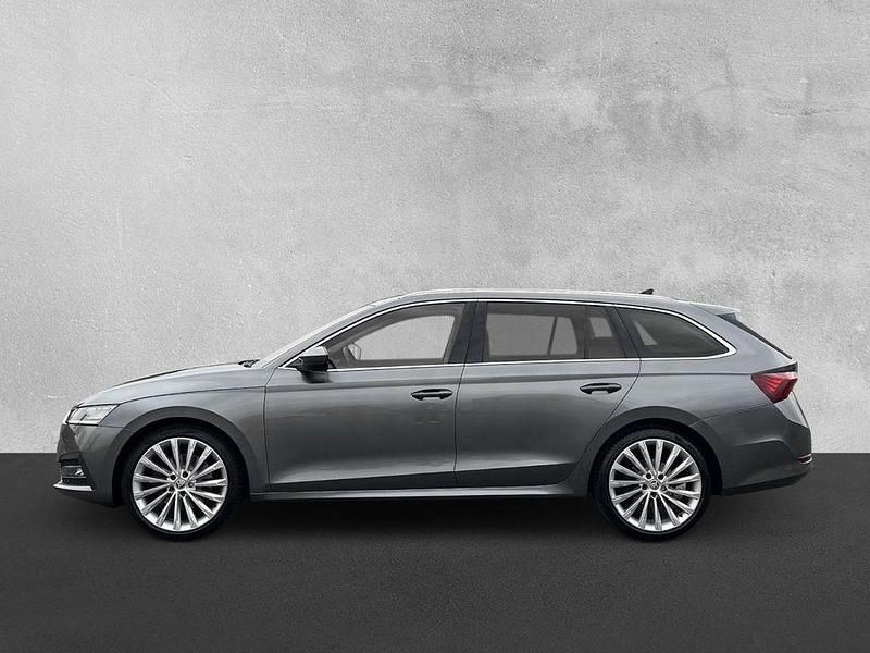 Second-hand Skoda Octavia Style 190 CP (139 kW) 2022 Gri Break