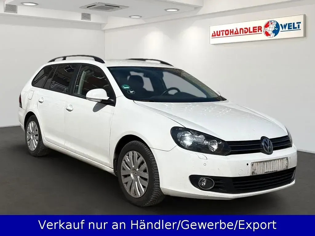 Second-hand VW Golf VII 105 CP (77 kW) 2013 Alb Break