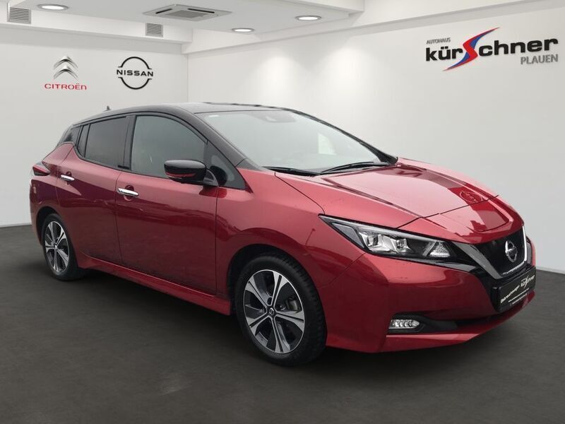 Gebraucht Nissan Leaf N-Connecta 110 kW (150 PS) 2021 Rot Kleinwagen