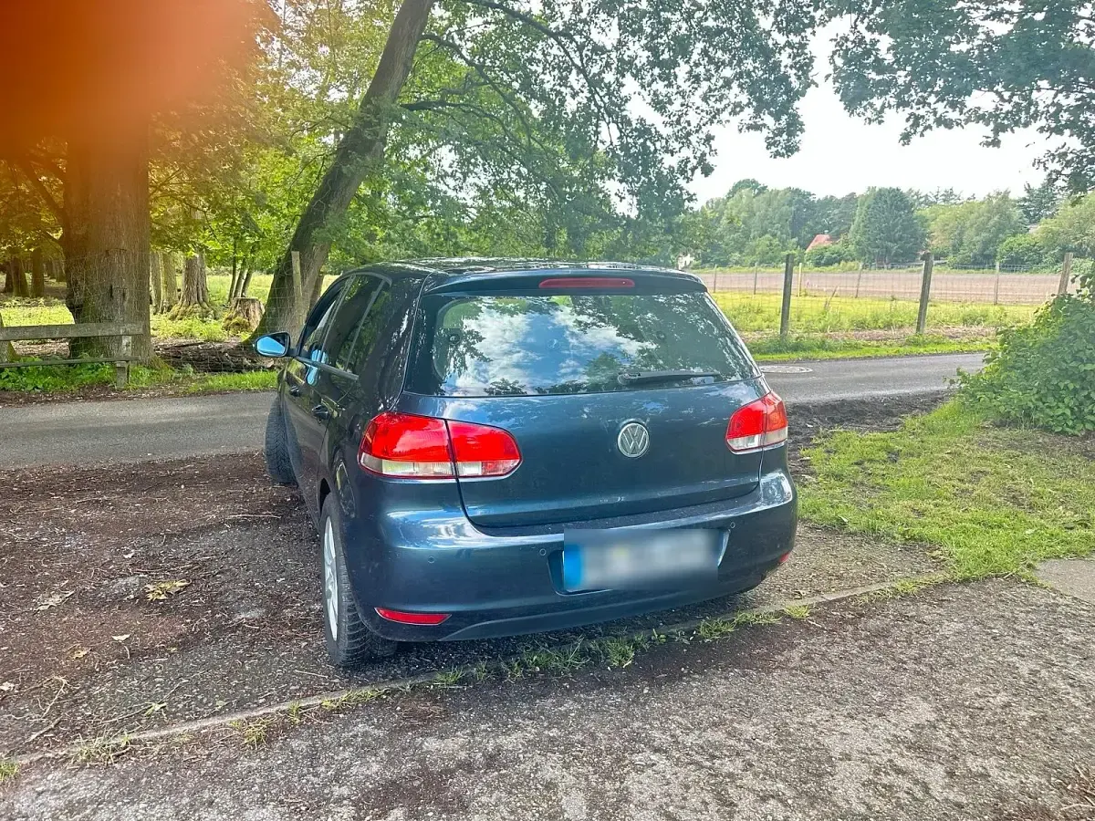 Gebraucht VW Golf VI 80 PS (58 kW) 2010 Grün Kleinwagen