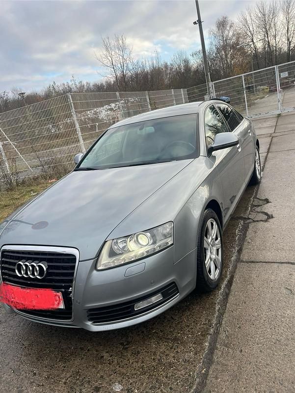 Blau Gebraucht 2010 Audi A6 Limousine | 8.555 € (Etwas zu teuer) - Bild 1/4