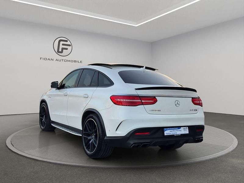 Gebraucht Mercedes GLE63 AMG AMG 585 PS (430 kW) 2016 Weiß Limousine