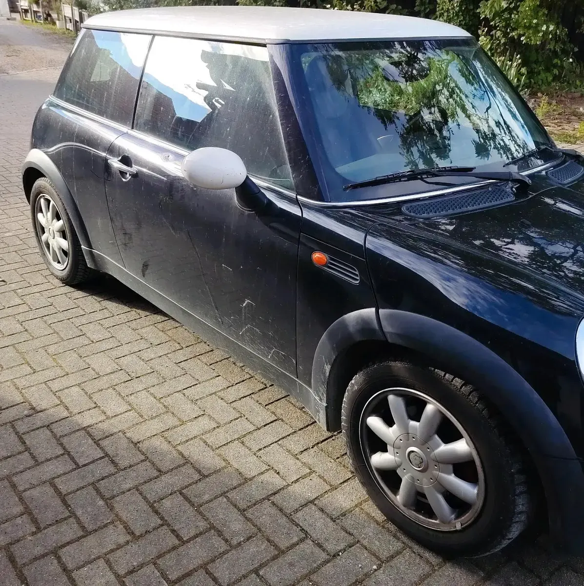 Käytetty Mini Cooper 116 HP (85 kW) 2004 Musta Viistoperä