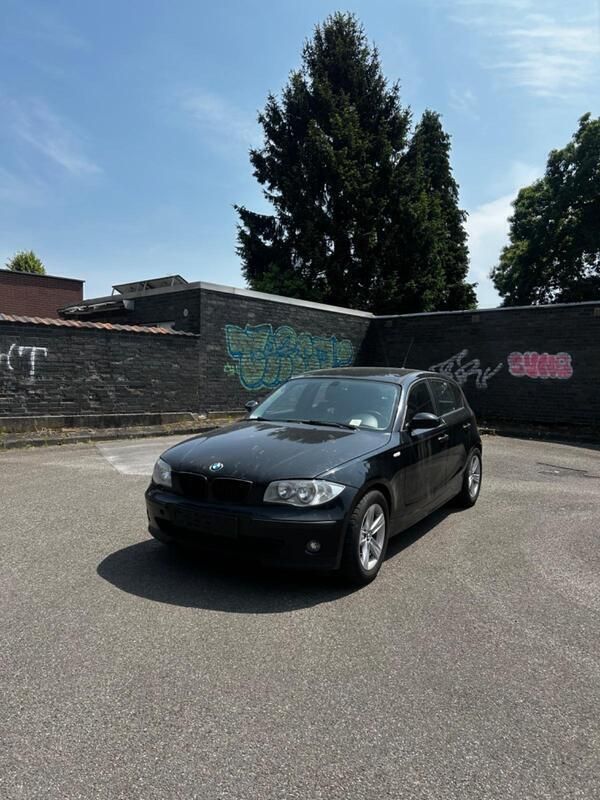 Schwarz Gebraucht 2006 BMW 118 Kleinwagen | 1.300 € (Superpreis) - Bild 1/4