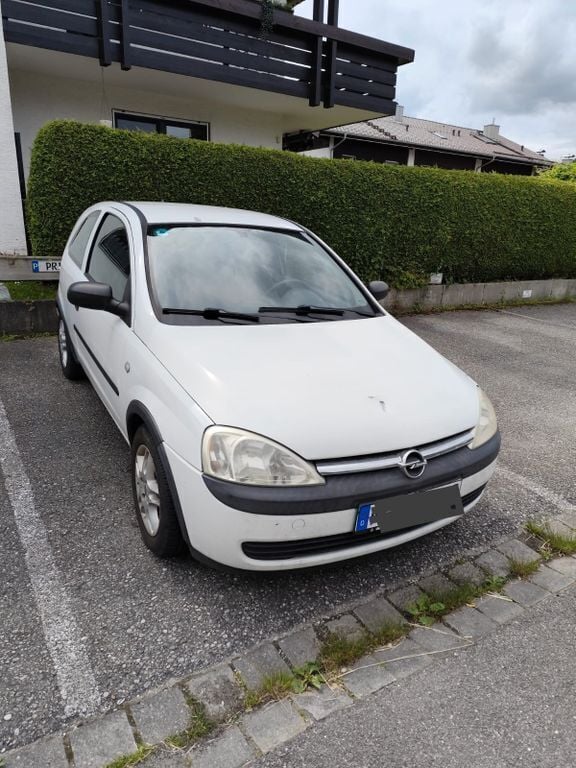 Weiß Gebraucht 2003 Opel Corsa Limousine | 650 € (Guter Preis) - Bild 1/4