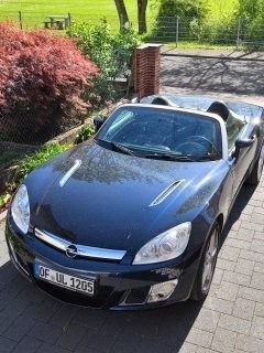 Blau Gebraucht 2007 Opel GT Cabrio | 13.990 € (Etwas zu teuer) - Bild 1/4