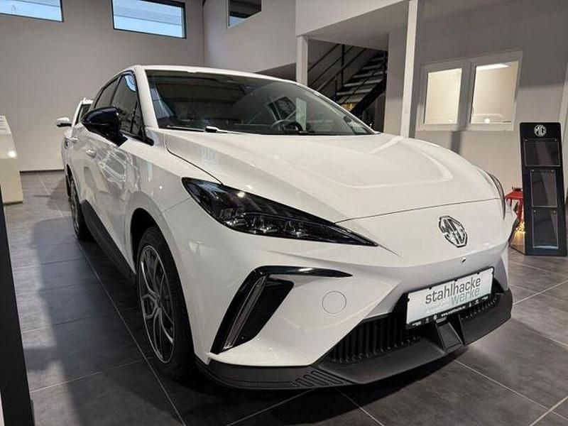 Gebraucht MG MG4 EV Luxury 150 kW (204 PS) 2025 Dover white Kleinwagen