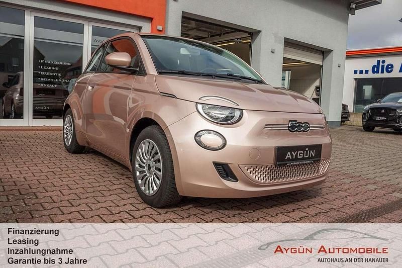 Gebraucht Fiat 500e Basis 86 kW (118 PS) 2023 Gold Limousine