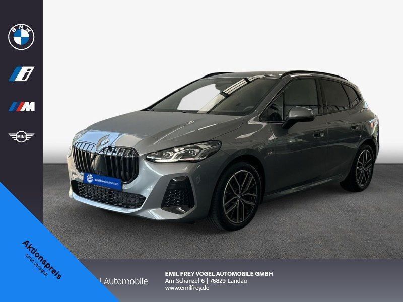 Grau Neu 2024 BMW 218 Active Tourer M Sport Van / Kleinbus | 44.990 € (Teuer) - Bild 1/4