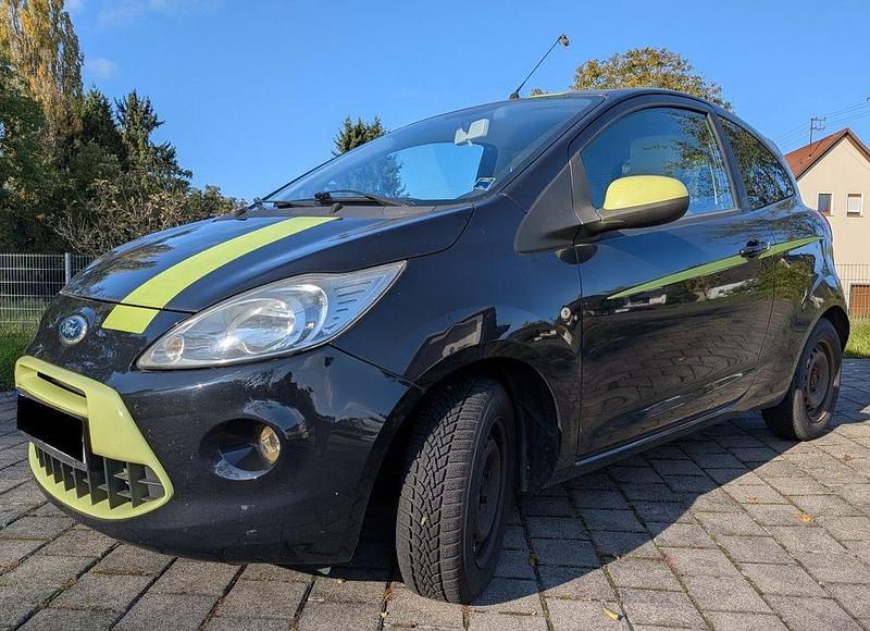 Schwarz Gebraucht 2010 Ford Ka Titanium Kleinwagen | 3.700 € (Etwas zu teuer) - Bild 1/4