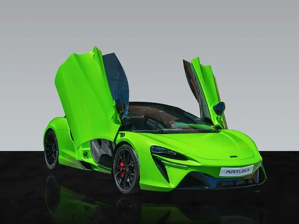 Neu McLaren Artura 700 PS (514 kW) 2026 Grün Cabrio