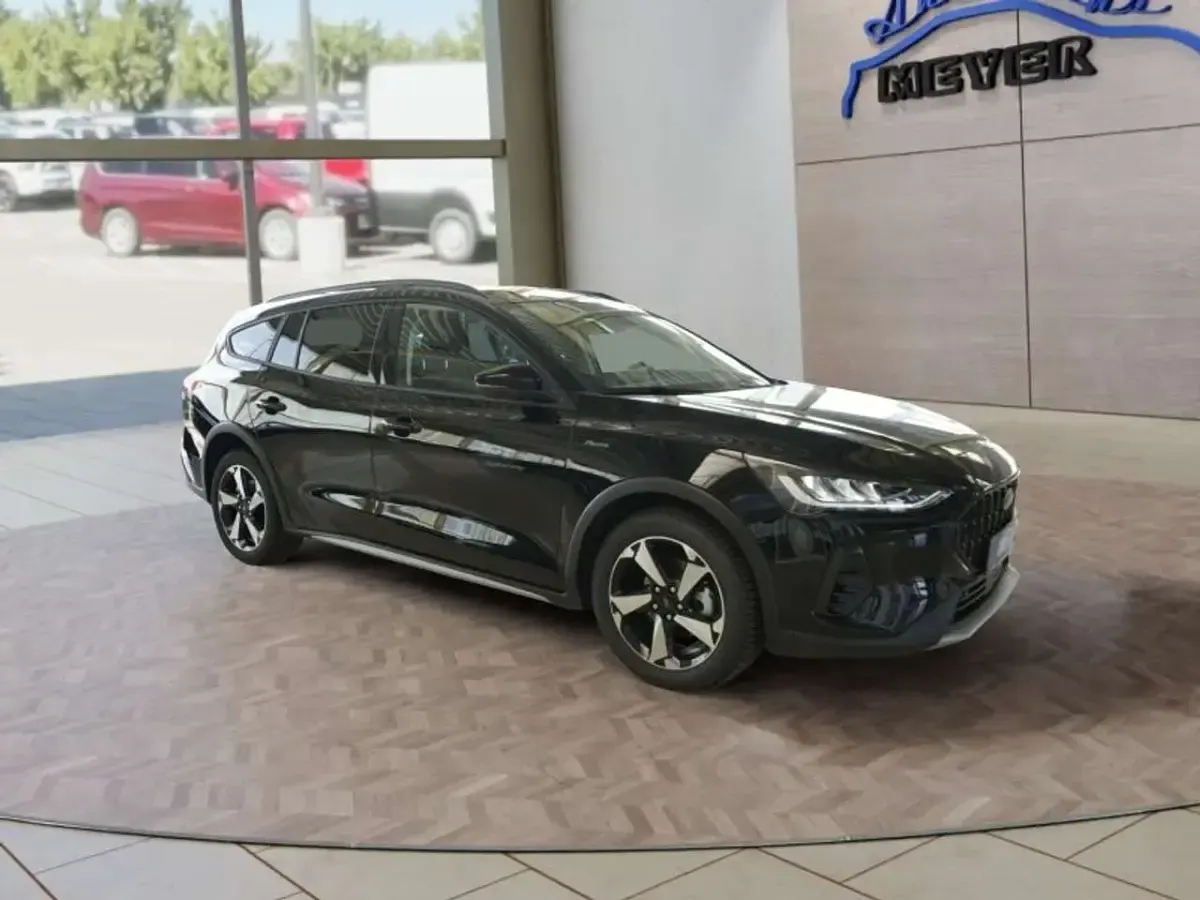 Neu Ford Focus Active X 155 PS (114 kW) 2025 Agate black Kombi