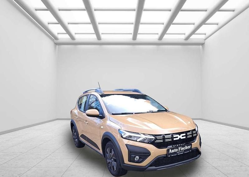 Neu Dacia Sandero Expression 91 PS (66 kW) 2025 Safari  beige Kleinwagen