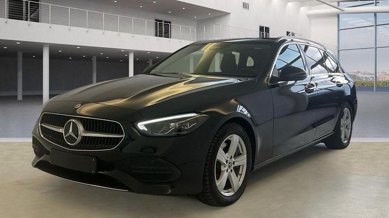 Schwarz Gebraucht 2022 Mercedes C300 Limousine | 28.980 € (Superpreis) - Bild 1/3