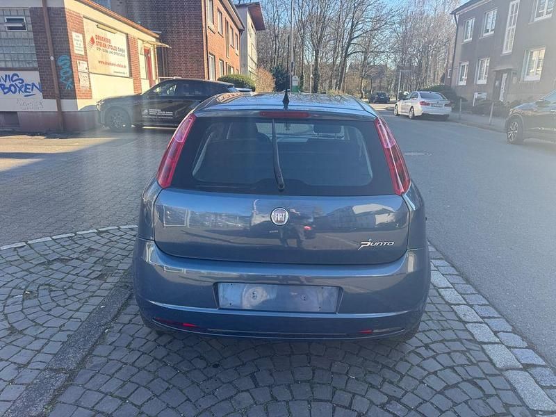 Gebraucht Fiat Punto 65 PS (47 kW) 2007 Blau Kleinwagen