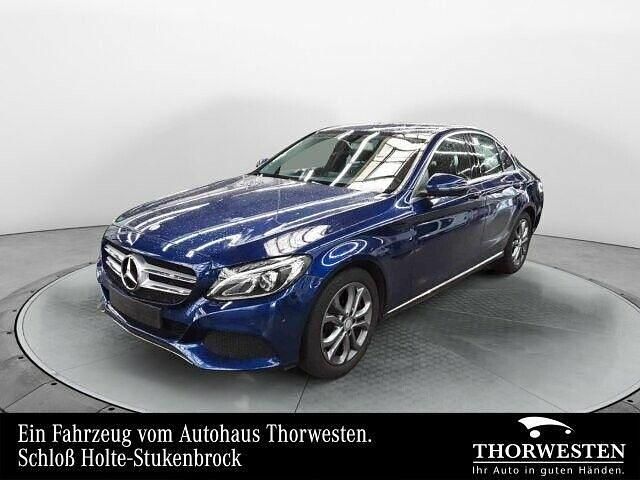 Blau Gebraucht 2017 Mercedes C300 Avantgarde Limousine | 23.000 € (Fairer Preis) - Bild 1/4