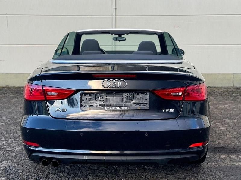 Gebraucht Audi A3 Cabriolet Attraction 140 PS (102 kW) 2014 Schwarz Cabrio