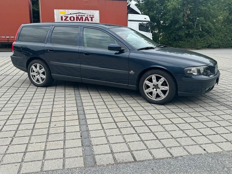 Gebraucht Volvo V70 2004 Blau Kombi
