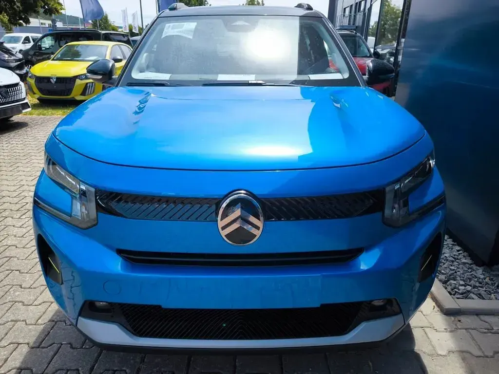 Neu Citroën C3 101 PS (74 kW) 2026 Blau SUV