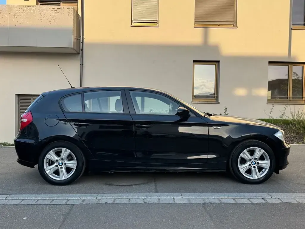 Gebraucht BMW 116 116 PS (85 kW) 2007 Schwarz Kleinwagen