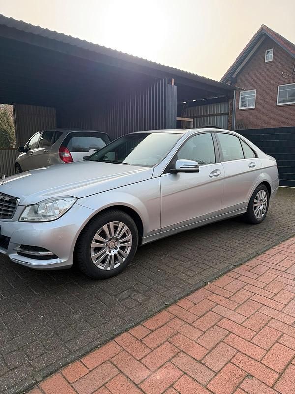 Gebraucht Mercedes C220 170 PS (125 kW) 2012 Silber Limousine