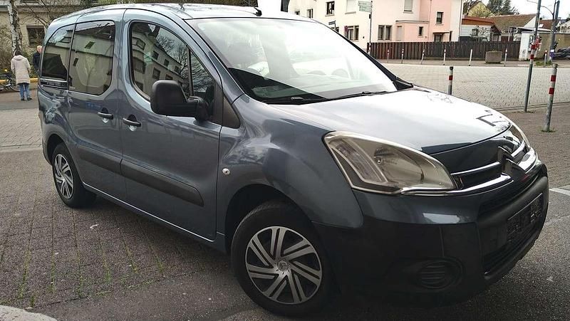 Gebraucht Citroën Berlingo 75 PS (55 kW) 2013 Grau Van / Kleinbus