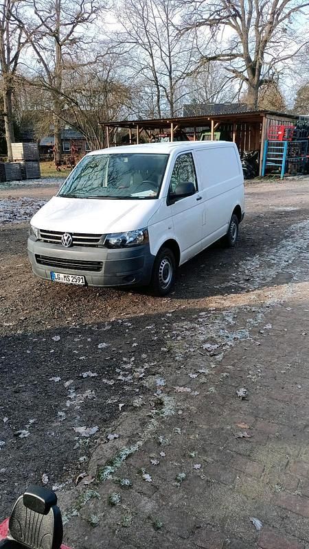Weiß Gebraucht 2010 VW Transporter Van | 9.500 € - Bild 1/3