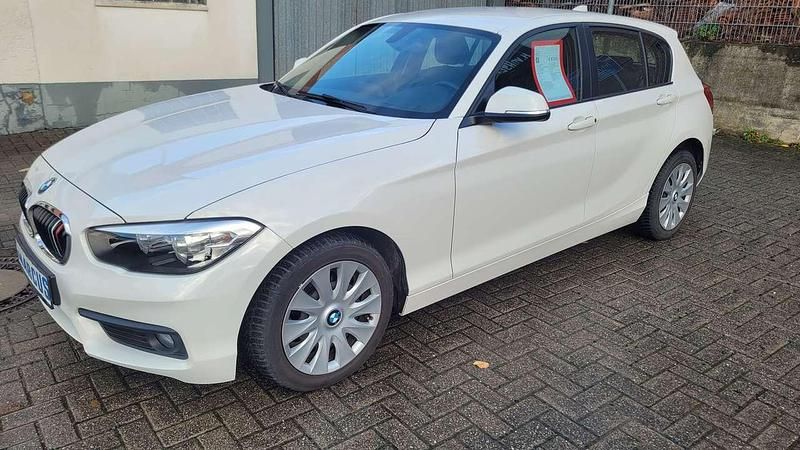 Alpinweiss iii Gebraucht 2016 BMW 116 Advantage Kleinwagen | 8.700 € (Guter Preis) - Bild 1/4
