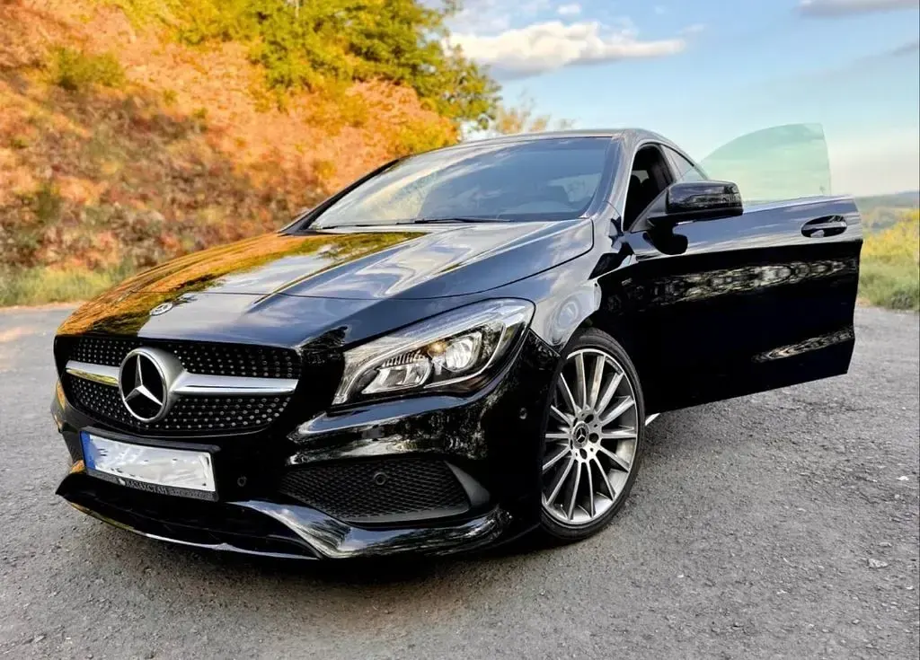 Gebraucht Mercedes CLA180 AMG line 122 PS (89 kW) 2017 Schwarz Limousine