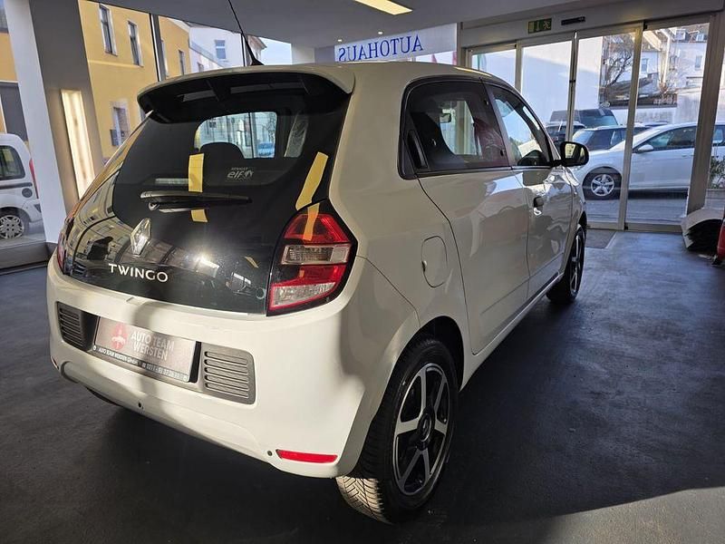 Gebraucht Renault Twingo Life 71 PS (52 kW) 2015 Weiß Kleinwagen