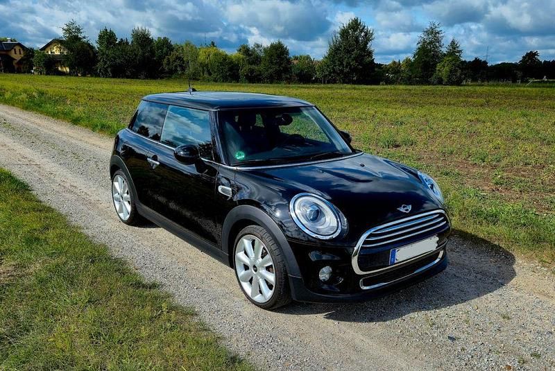 Schwarz Gebraucht 2015 Mini Cooper D Kleinwagen | 10.990 € (Fairer Preis) - Bild 1/4