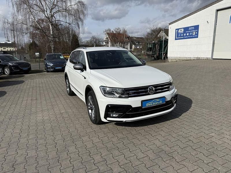 Gebraucht VW Tiguan Allspace Comfortline 150 PS (110 kW) 2022 Pure white SUV
