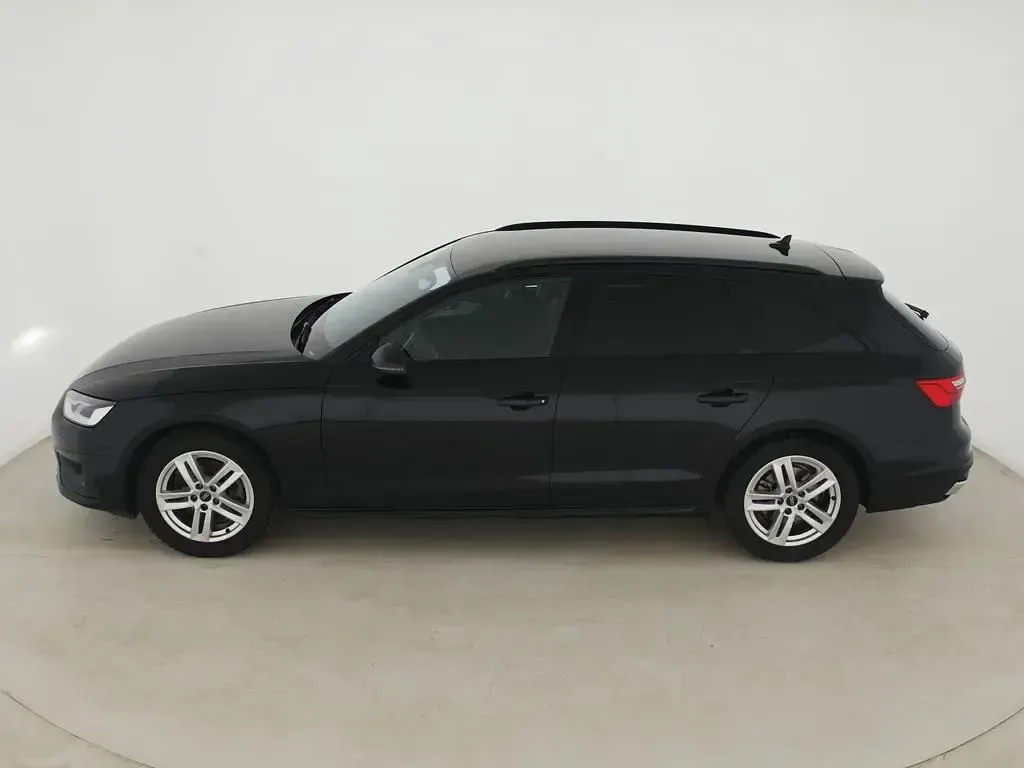 Gebraucht Audi A4 Advanced Plus 163 PS (119 kW) 2023 Mythosschwarz Kombi