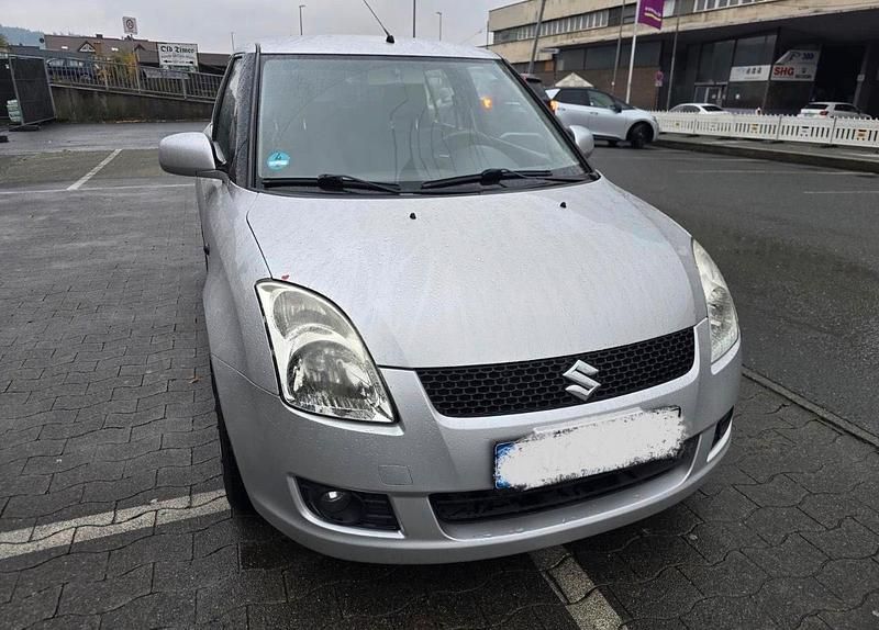 Silber Gebraucht 2008 Suzuki Swift Kleinwagen | 2.049 € (Guter Preis) - Bild 1/4