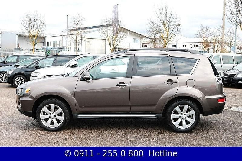 Gebraucht Mitsubishi Outlander Edition 177 PS (130 kW) 2011 Braun SUV