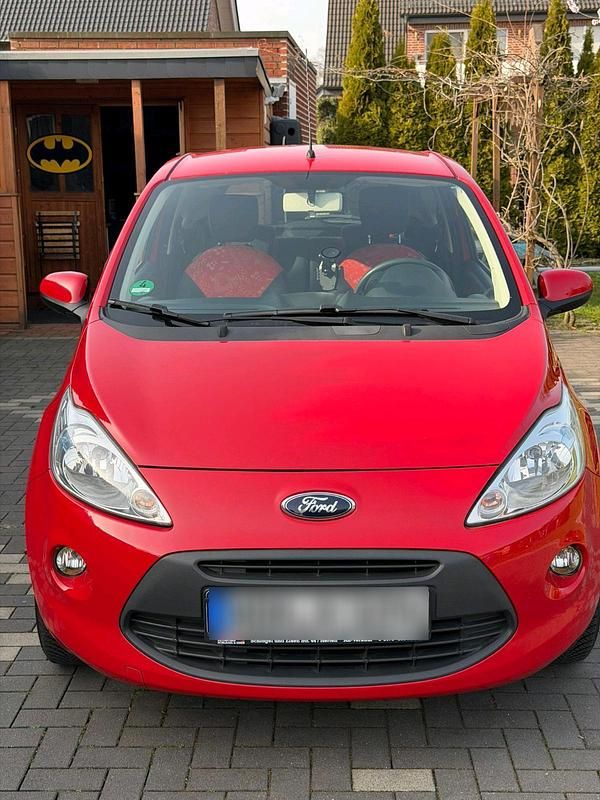 Gebraucht Ford Ka Cool & Sound Edition 69 PS (50 kW) 2014 Rot Kleinwagen