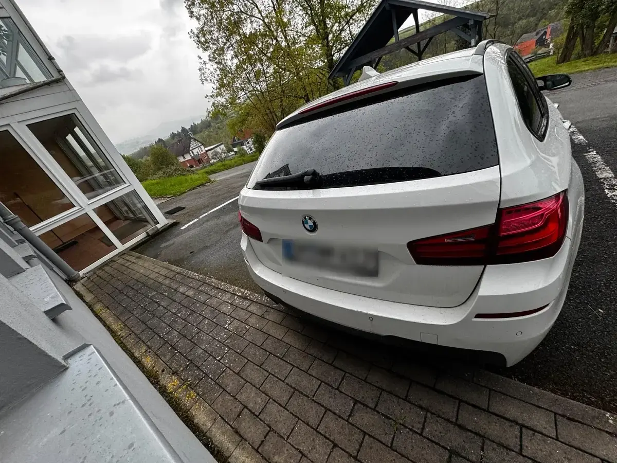 Gebraucht BMW 520 M Sport 190 PS (139 kW) 2014 Weiß Kombi