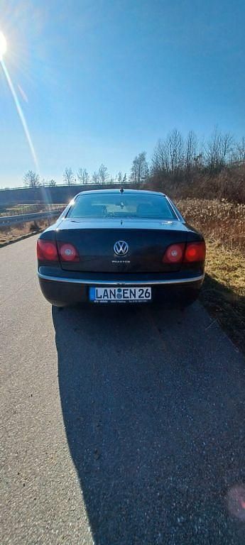 Gebraucht VW Phaeton 239 PS (175 kW) 2008 Braun Limousine