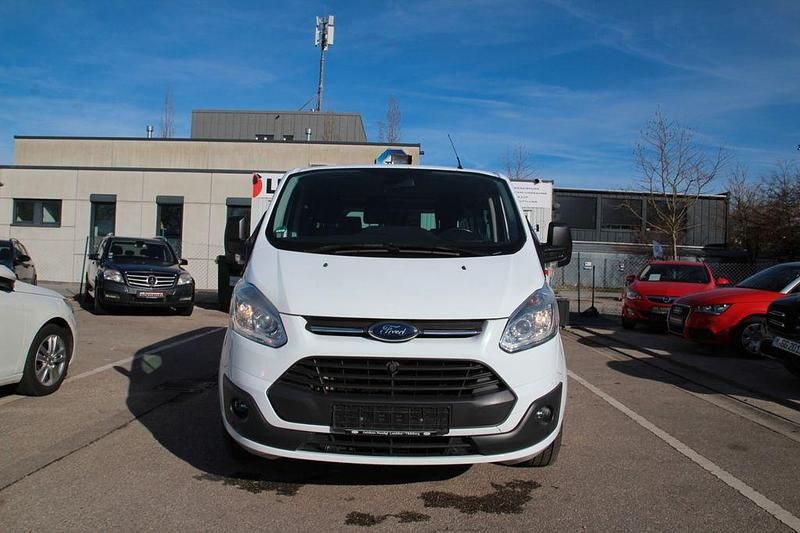 Używany Ford Transit Trend 101 KM (74 kW) 2015 Biały Kombi