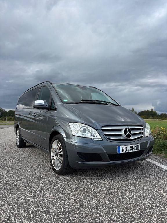 Grau Gebraucht 2010 Mercedes Viano Van / Kleinbus | 18.400 € (Fairer Preis) - Bild 1/4
