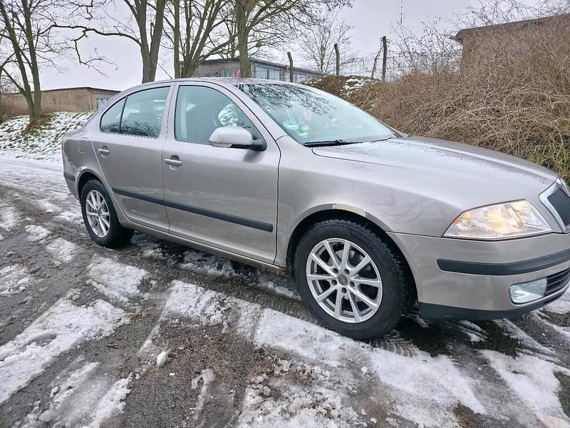Gebraucht Skoda Octavia 105 PS (77 kW) 2007 Gelb Limousine