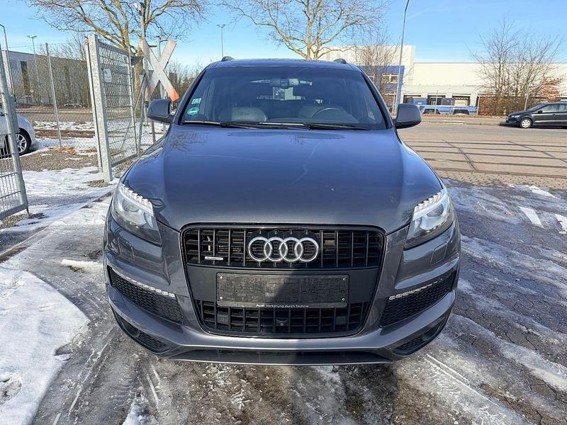 Gebraucht Audi Q7 Sport 245 PS (180 kW) 2014 Grau SUV