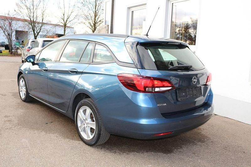 Gebraucht Opel Astra Edition 110 PS (80 kW) 2017 Blau Kombi